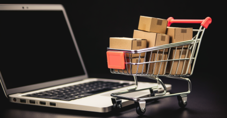 Benefits and Pros and Cons of Having an Online Store for Selling Products